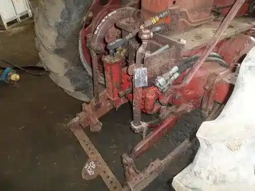 Used International 450 Hitch, Fast Hitch