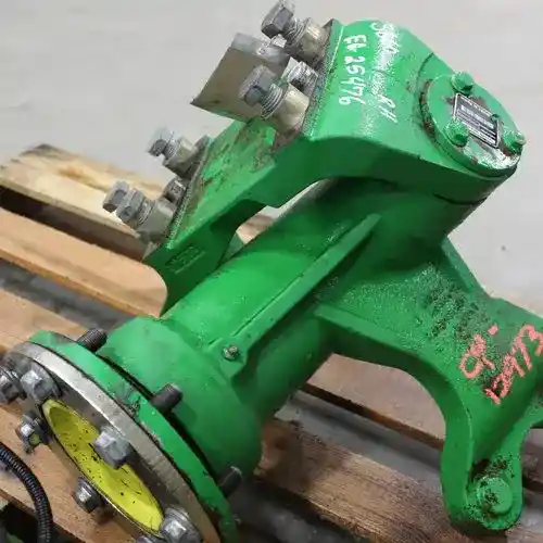 Used John Deere S660 Axle, 2WD