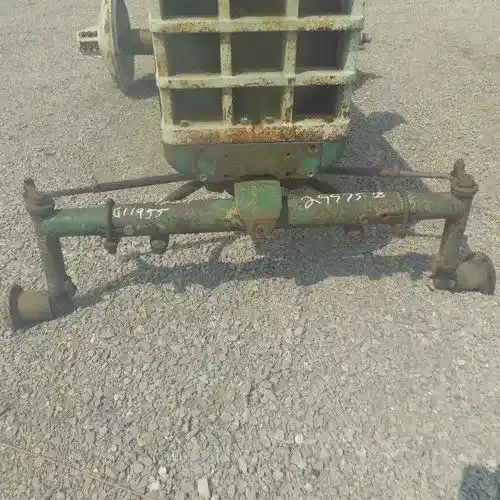 Used Oliver 1955 Axle, Wide Front