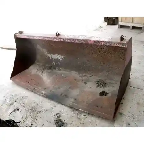 Used John Deere 6310 Bucket