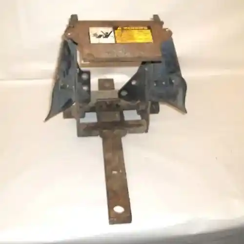 Used John Deere 4100 Hitch, Drawbar Kits