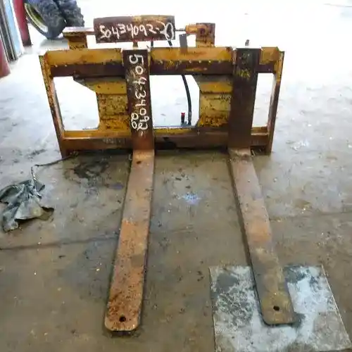 Used International 504 Forks