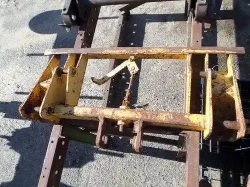 Used Mustang 441 Quick Tach Plates