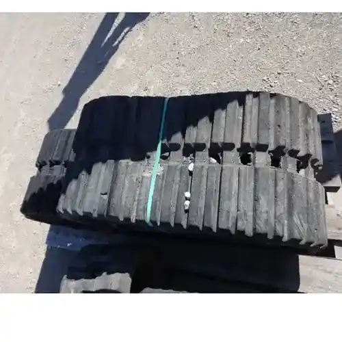Used Bobcat T250 Tracks