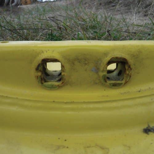 434498 | 10"x 28" | 4 Channel | 8 Square Bolt Rim | John Deere 6110 6200 6210 6300 6310 6400 6410 6500 6605 |  | AL110552