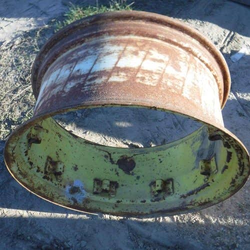 434408 | 12"x 26" | 8 Loop MFWD Rim | John Deere 4050 4055 4250 4255 4450 4455 |  | RE47460 | AR96453 | RE17771