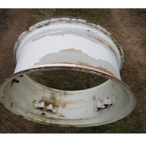 434468 | 12"x 28" | 8 Loop Rim | Ford 8160 8260 8360 8560 | New Holland TM115 TM125 TM135 TM150 TM165 TS110 TS115 8160 8260 8360 8560 |  | 5183927 | 5167450