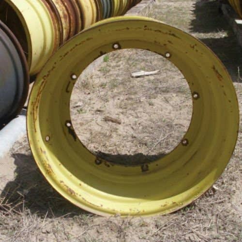 499026 | 14" x 26" Plate RWA Rim | John Deere 6600 6620 7700 7720 8820 |  | AH87797