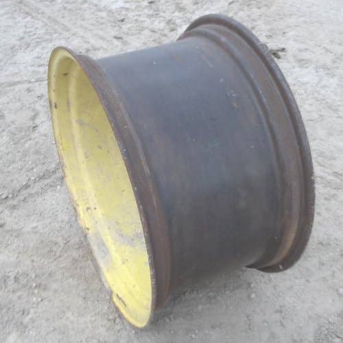 430376 | 15" X 26" 8 Channel MFWD Rim | John Deere 4055 4255 4455 4555 4560 4755 4760 4955 4960 |  | RE47617