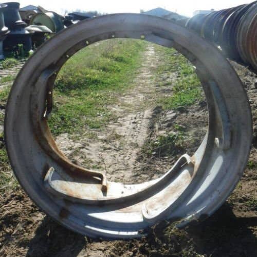 414274 | 15" x 30" 5 Rail | Rear Rim |