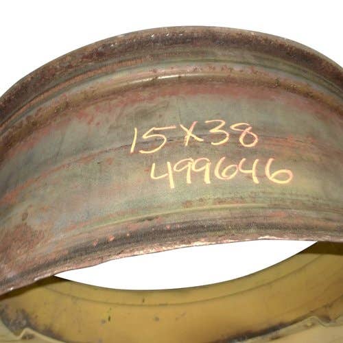 499646 | 15" x 38" | MFWD | 3 Bolt Waffle Rim | John Deere 7200 7210 7220 7320 7400 7410 7510 |  | RE53364