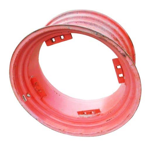 433968 | 15"x 30" | 4 Flange | 8 Bolt | Rear Rim | Kubota M5-091 M5-111 M6S-111 M95 M96 M105 M108 M8540 M8560 M9540 M9960 |  | 3N300-13540