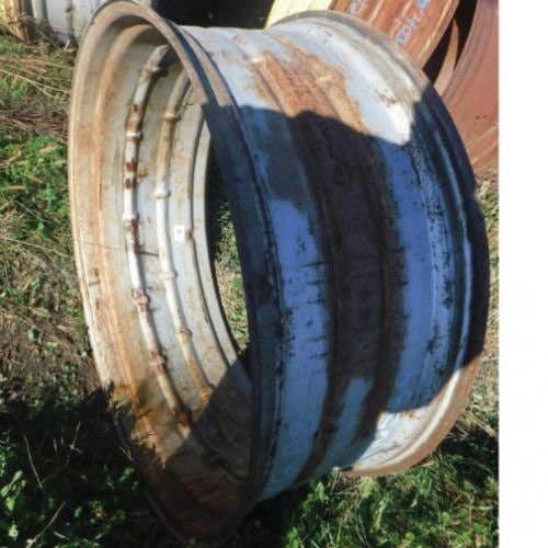 496559 | 16" x 42" Double Bevel Rear Rim |