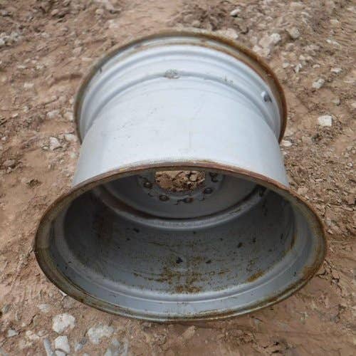 434453 | 18"x 28" | 8 Bolt | 11 1/2" & 8 3/4" Offsets | Pressed Steel Rim | Case IH 2344 2366 2377 2388 2577 2588 |  | 257875A2 | 257875A1