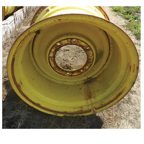 499004 | 20" X 26" 8 Bolt Rim 8 3/4" Pilot | John Deere 5720 5730 5820 5830 6600 6620 7700 7701 7720 7721 |  | AH103735 | AH108502 | AH85283