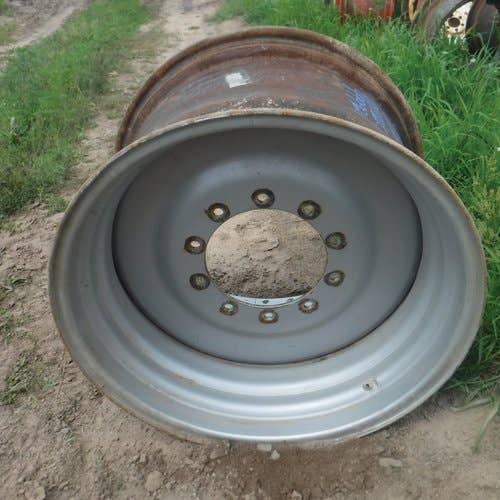 499921 | 21" x 32" Rim | Case IH 1660 1680 2144 2166 2188 2344 2366 2377 2388 |  | 87411121 | 184482C1 | 184482C3 | 184482C4 | 193666C1 | 87393041