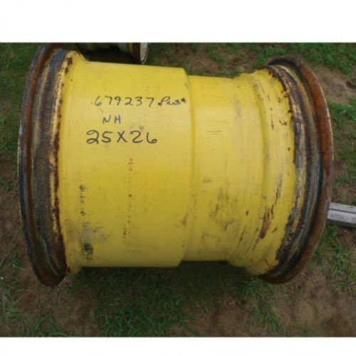432130 | 25" X 26" 8 Bolt Rim | New Holland TR75 TR85 TR86 1900 1915 2100 2115 |  | 679237