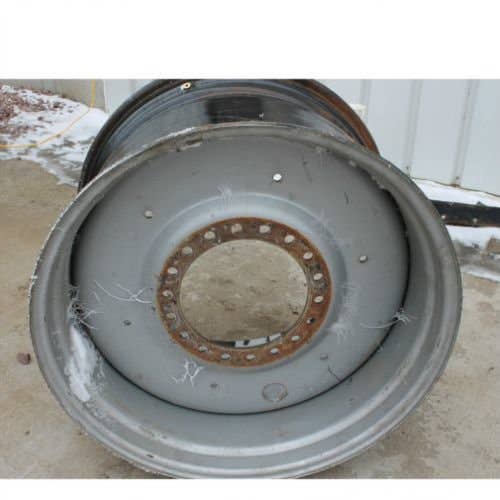 433192 | 25"x 38" | 19" Offset | 18 Bolt Rim | Case IH Steiger 550 |  | 87751509