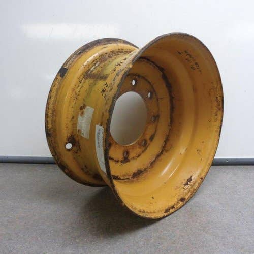 432642 | 8.25" x 16.5" | 2.75" & 6.5" Offset | 8 Bolt Rim | Gehl 4635 4640 4835 4840 |  | 134371