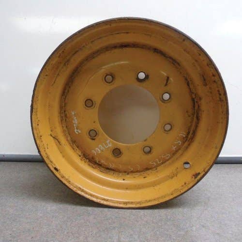 432642 | 8.25" x 16.5" | 2.75" & 6.5" Offset | 8 Bolt Rim | Gehl 4635 4640 4835 4840 |  | 134371