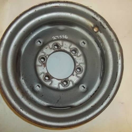 432629 | 8.25" x 16.5" | 3.5" & 5.75" Offset | 6 Bolt Rim | Gehl SL4510 4510 |  | 074016A