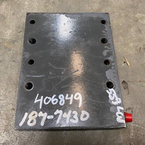 406849 | Hydraulic Control Valve Manifold Cover | Challenger MT855B |  | 187-7430