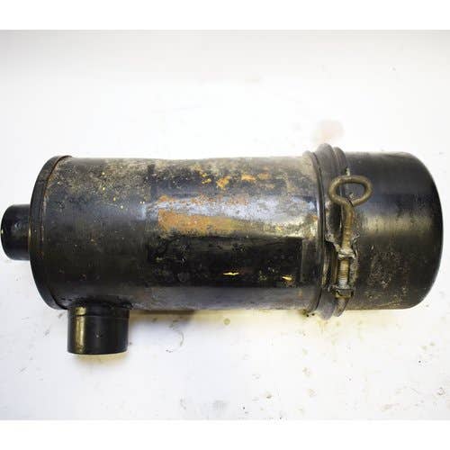 Used Air Cleaner Assembly fits Gehl 4525 4615 SL3825 3615 3725 SL4615 4625 4610 SL4510 3825 SL4625 SL3725 SL3515 SL4610 4510 SL4525 096231 Used Air Cleaner Assembly fits Gehl 4525 4615 SL3825 3615 3725 SL4615 4625 4610 SL4510 3825 SL4625 SL3725 SL3515 SL4610 4510 SL4525 096231