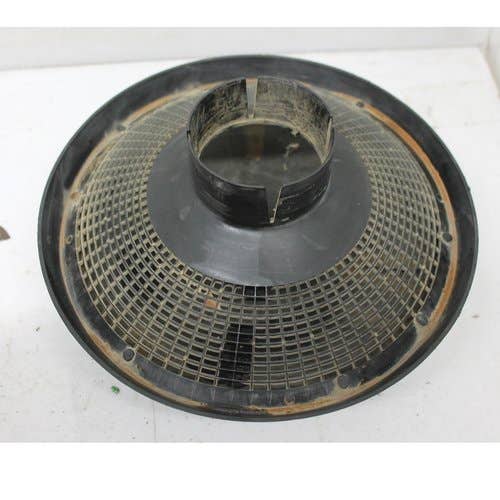 Used Air Cleaner Cap fits John Deere 6000 6100 6500 2555 2650 2650N 2750 2755 2850 2855 2855N 2950 4030 4040 4055 4230 4240 4050 AR72336 Used Air Cleaner Cap fits John Deere 6000 6100 6500 2555 2650 2650N 2750 2755 2850 2855 2855N 2950 4030 4040 4055 4230 4240 4050 AR72336