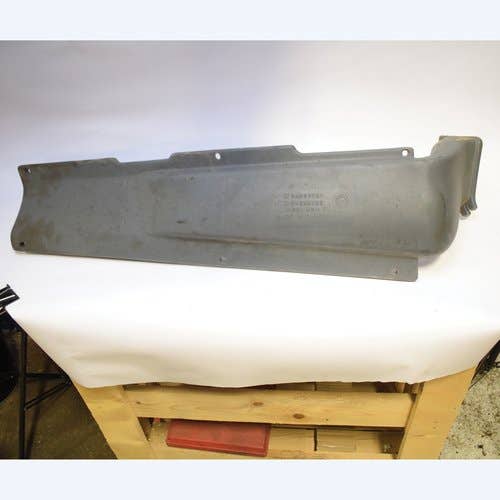 435069 | Air Duct | RH | New Holland C227 C232 C238 L213 L215 L216 L218 L220 L221 L223 L225 L230 |  | 84299752