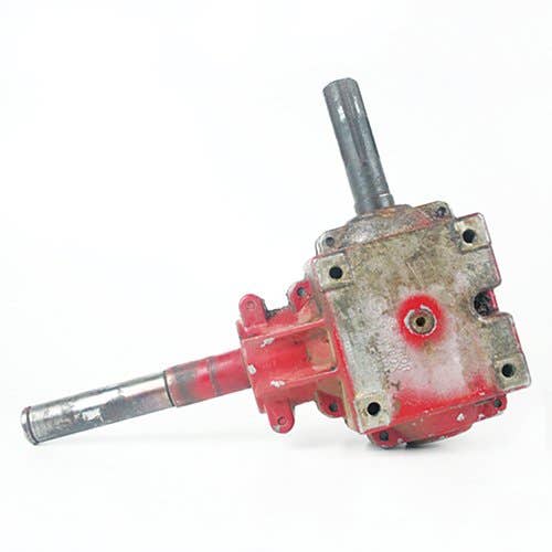 403764 | Auger Gear Box - Lower Unload | Case IH 1640 1644 1660 1666 1680 1688 2144 2166 2188 2344 2366 2377 2388 2577 2588 |  | 1347336C1 | 1347336C2