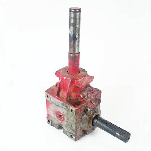403764 | Auger Gear Box - Lower Unload | Case IH 1640 1644 1660 1666 1680 1688 2144 2166 2188 2344 2366 2377 2388 2577 2588 |  | 1347336C1 | 1347336C2