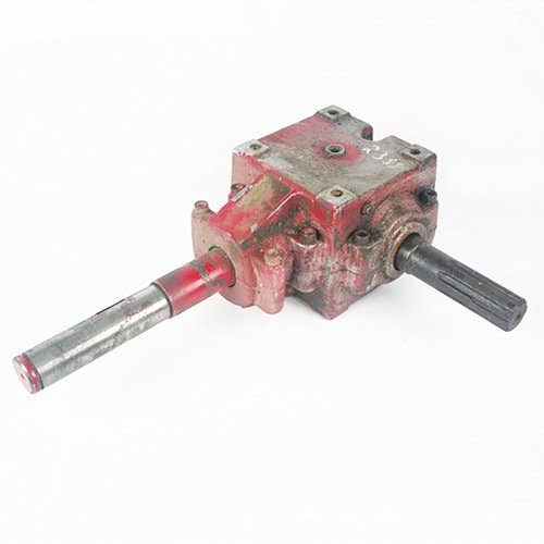 403764 | Auger Gear Box - Lower Unload | Case IH 1640 1644 1660 1666 1680 1688 2144 2166 2188 2344 2366 2377 2388 2577 2588 |  | 1347336C1 | 1347336C2