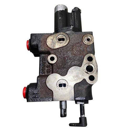 Used Auxiliary Hydraulic Remote Valve fits Case IH MX80C MX90C MX100 MX100C MX110 MX120 MX135 MX150 MX170 255458A1 255458A3 255458A2 Used Auxiliary Hydraulic Remote Valve fits Case IH MX80C MX90C MX100 MX100C MX110 MX120 MX135 MX150 MX170 255458A1 255458A3 255458A2