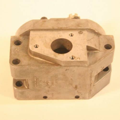 404219 | Auxillary Hydraulic Pump | Massey Ferguson 2640 2675 2705 2745 2775 2805 3505 3525 3545 3630 3645 3650 3655 3660 3680 |  | 3038732M2 | 3038732M1