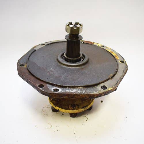 Used Axle Assembly fits Gehl SL3725 SL3825 3725 3825 114000 131687 Used Axle Assembly fits Gehl SL3725 SL3825 3725 3825 114000 131687