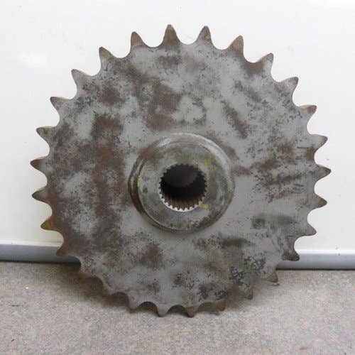 433341 | Axle Drive Sprocket | Case 60XT 70XT 75XT 420 430 435 440 |  | 228141A2 | 228141A1