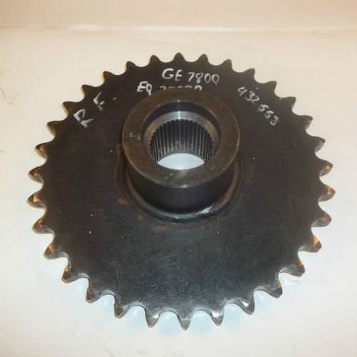 Used Axle Drive Sprocket fits Gehl SL7600 7600 7610 7710 7800 7810 136339