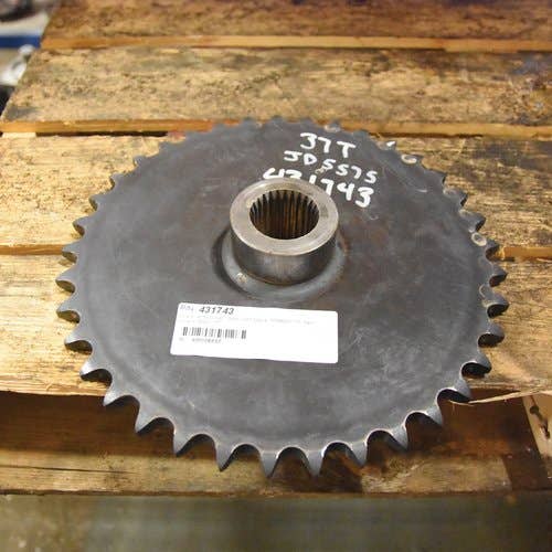 Used Axle Drive Sprocket fits John Deere 5575 MG86501177 fits New Holland L150 LS150 LX485 SL40B 86501177 Used Axle Drive Sprocket fits John Deere 5575 MG86501177 fits New Holland L150 LS150 LX485 SL40B 86501177