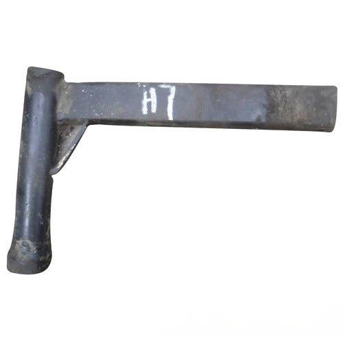 Used Axle Knee - Left Hand fits International Hydro 84 684 784 885 fits Case IH 685 695 884 885 895 CX50 CX60 CX70 CX80 CX90 CX100 895 3116436R91