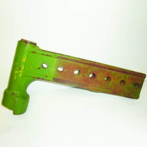 430397 | Axle Knee | Right Hand | John Deere 820 830 920 1020 1030 1120 1130 1530 1630 2020 2030 2040 2120 2150 2240 2255 |  | AT22279 | T21942