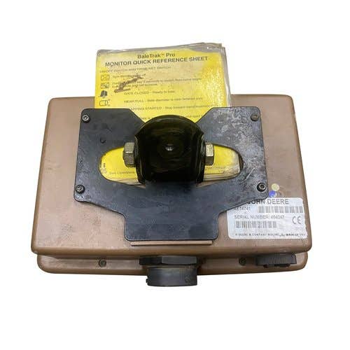 407326 | BaleTrak Pro Monitor | John Deere 440E 449 450E 450E 450M 457 458 459 459E 459 Silage Special 460M 467 468 469 Sillage Special 550M 557 558 559 559 Silage Special 560M 567 568 |  | AFH210762 | AFH210168 | AE59587 | AE74741 | BE32448 | BE30007