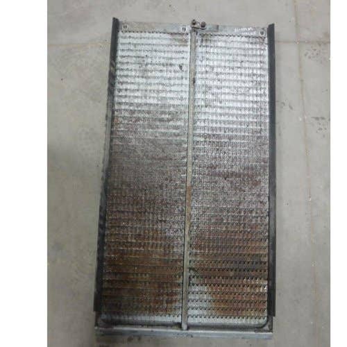 434321 | Blunt Finger Adjustable Bottom Sieve | John Deere CTS CTSII 9400 9410 9450 9500 9510 9550 9560 9660 9660 CTS |  | AH130160