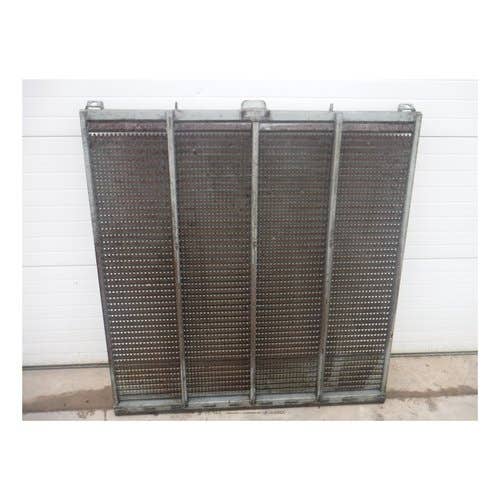 433689 | Blunt Finger Bottom Sieve | John Deere 9650 STS 9660 STS 9670 STS 9750 STS 9760 STS 9770 STS 9870 STS |  | AH212241
