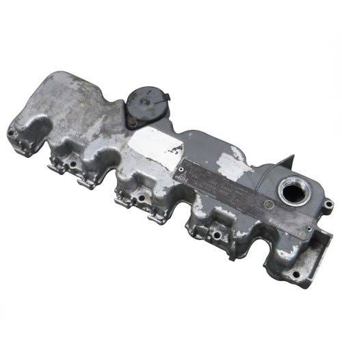 444597 | Valve Cover | Bobcat T200 442 442 863 864 873 | Deutz BF4L1011 BF4L1011F BF4L2011 BF4M1011 BF4M1011F BF4M2011 | Gehl 4840 5635 5640 6635 6640 |  | 6672770 | 133565 | 04271069R