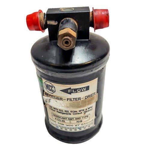 409006 | A/C Drier Receiver | Bobcat A220 A300 A770 S150 S160 S175 S185 S205 S220 T300 773 863 864 873 883 963 |  | 6674235