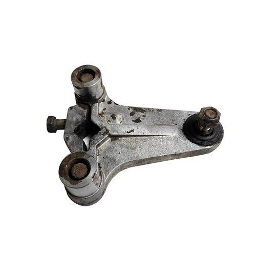 409337 | Pintle Lever | Bobcat 653 751 753 763 773 7753 |  | 6701145