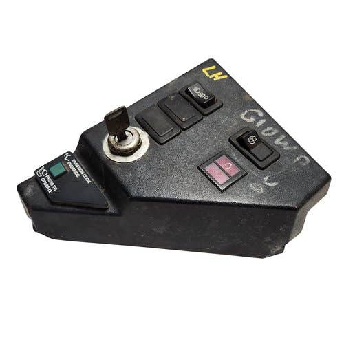 408957 | Panel Instrument - Left Hand | Bobcat 553 751 753 763 773 863 864 873 963 |  | 6712152