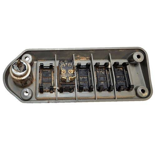 Used Switch Panel fits Bobcat A220 A300 S100 S130 S160 S175 S185 S205 S220 S250 S300 S330 T190 T200 T300 751 753 763 773 863 864 873 883 963 6718580 Used Switch Panel fits Bobcat A220 A300 S100 S130 S160 S175 S185 S205 S220 S250 S300 S330 T190 T200 T300 751 753 763 773 863 864 873 883 963 6718580