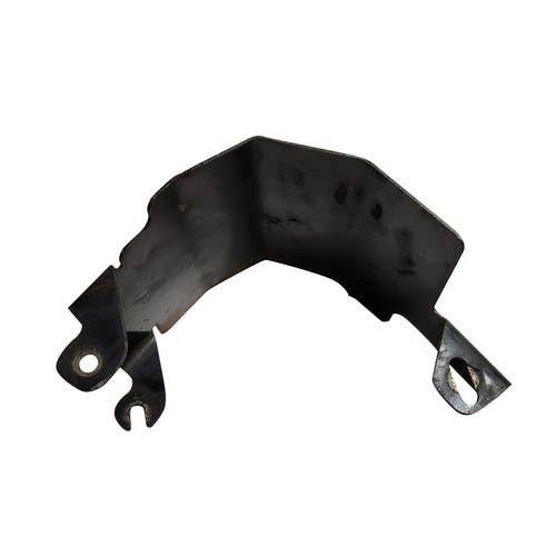 Used Alternator Shield fits Bobcat A220 A300 S250 T200 863 864 873 883 6729354 Used Alternator Shield fits Bobcat A220 A300 S250 T200 863 864 873 883 6729354