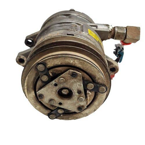 409009 | A/C Compressor | Bobcat A220 A300 S150 S160 S175 S185 S205 S220 S250 S300 T180 T190 T200 T250 T300 773 863 864 873 883 963 |  | 6733655